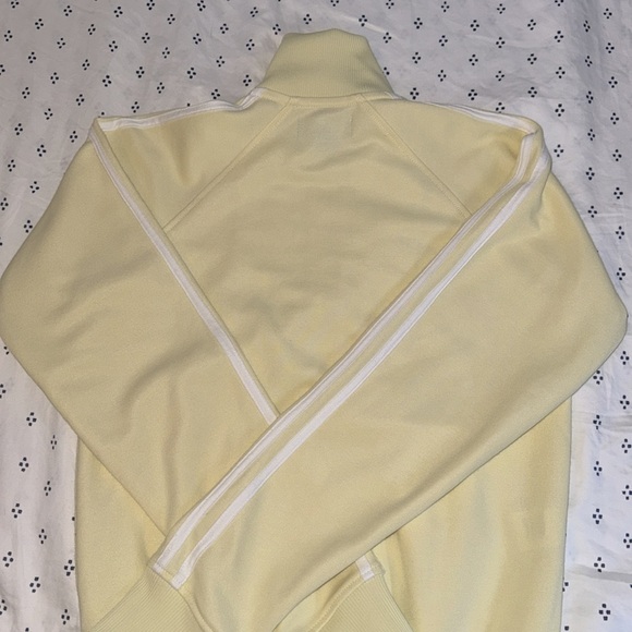 Fred Perry track jacket - Picture 3 of 4